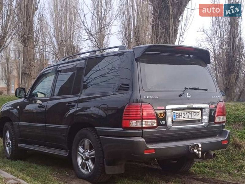 Lexus LX 2006