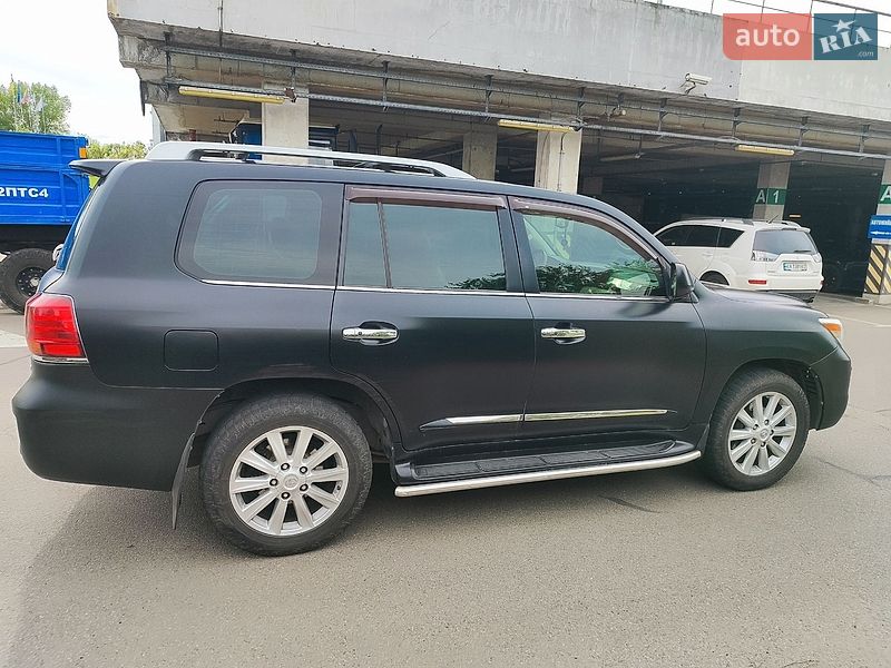Позашляховик / Кросовер Lexus LX 2008 в Києві