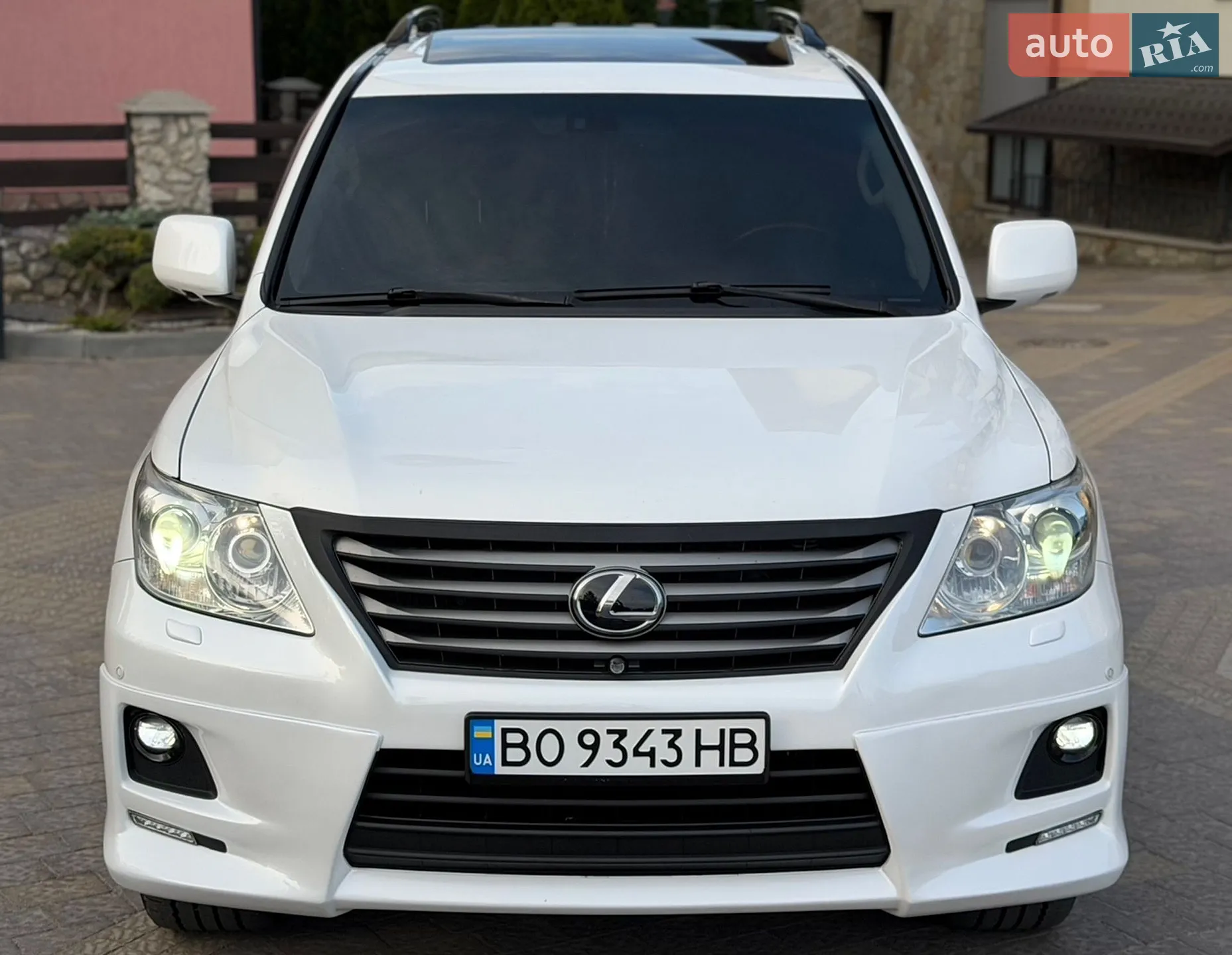 2011 Lexus LX - мініатюра 30