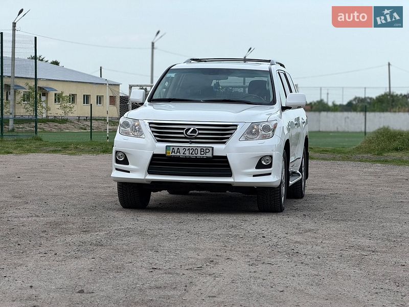 Позашляховик / Кросовер Lexus LX 2011 в Миргороді