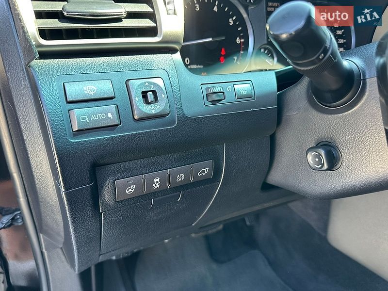 Внедорожник / Кроссовер Lexus LX 2015 в Киеве
