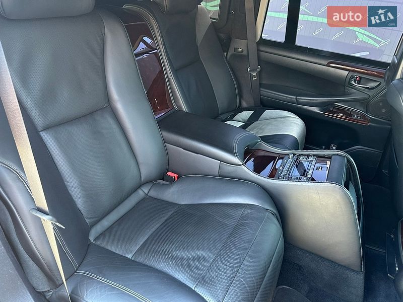Внедорожник / Кроссовер Lexus LX 2015 в Киеве