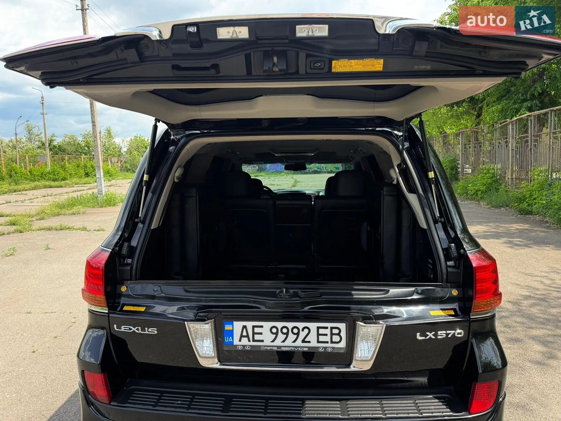 2011 Lexus LX - мініатюра 20