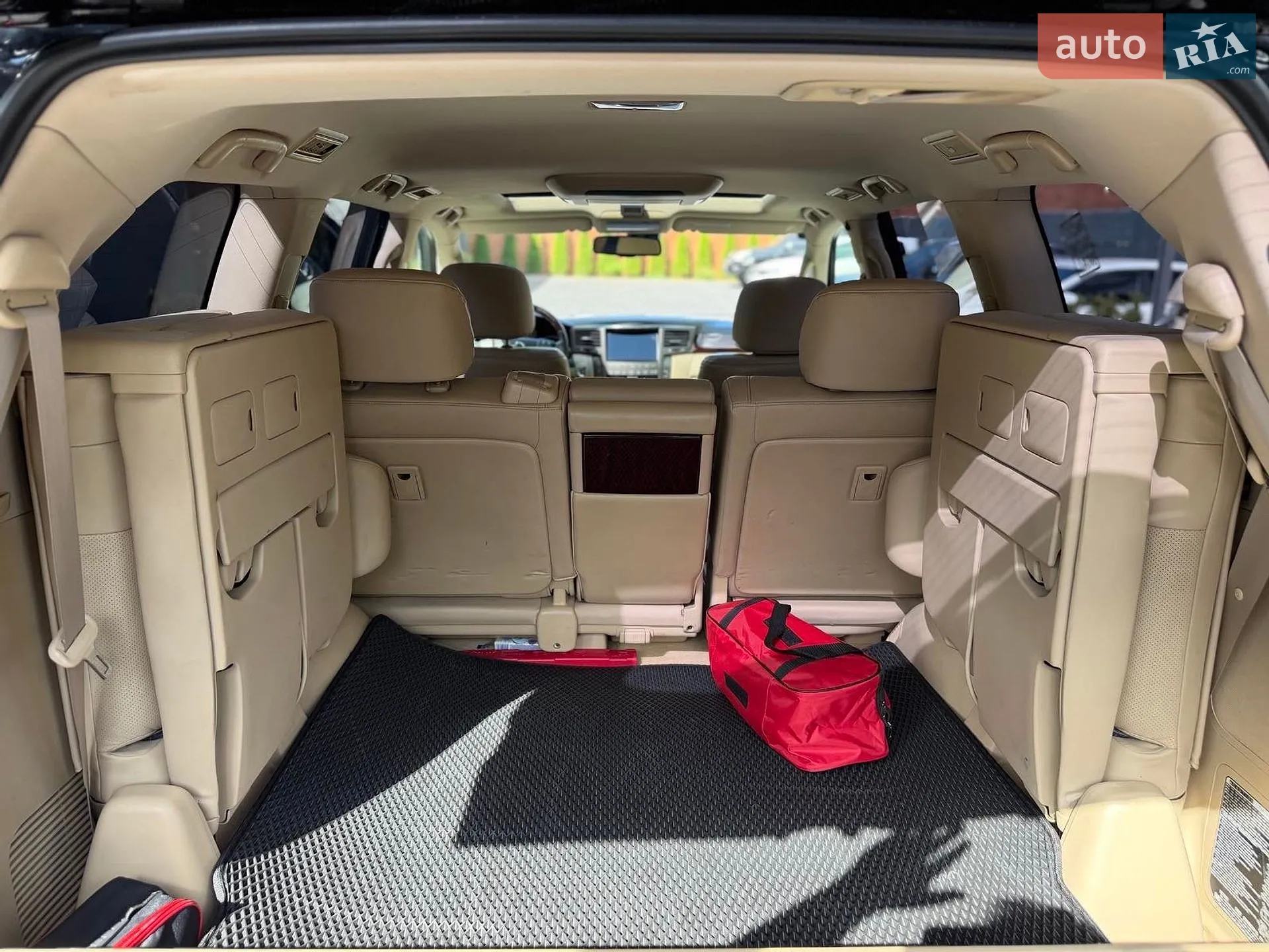2011 Lexus LX - мініатюра 14