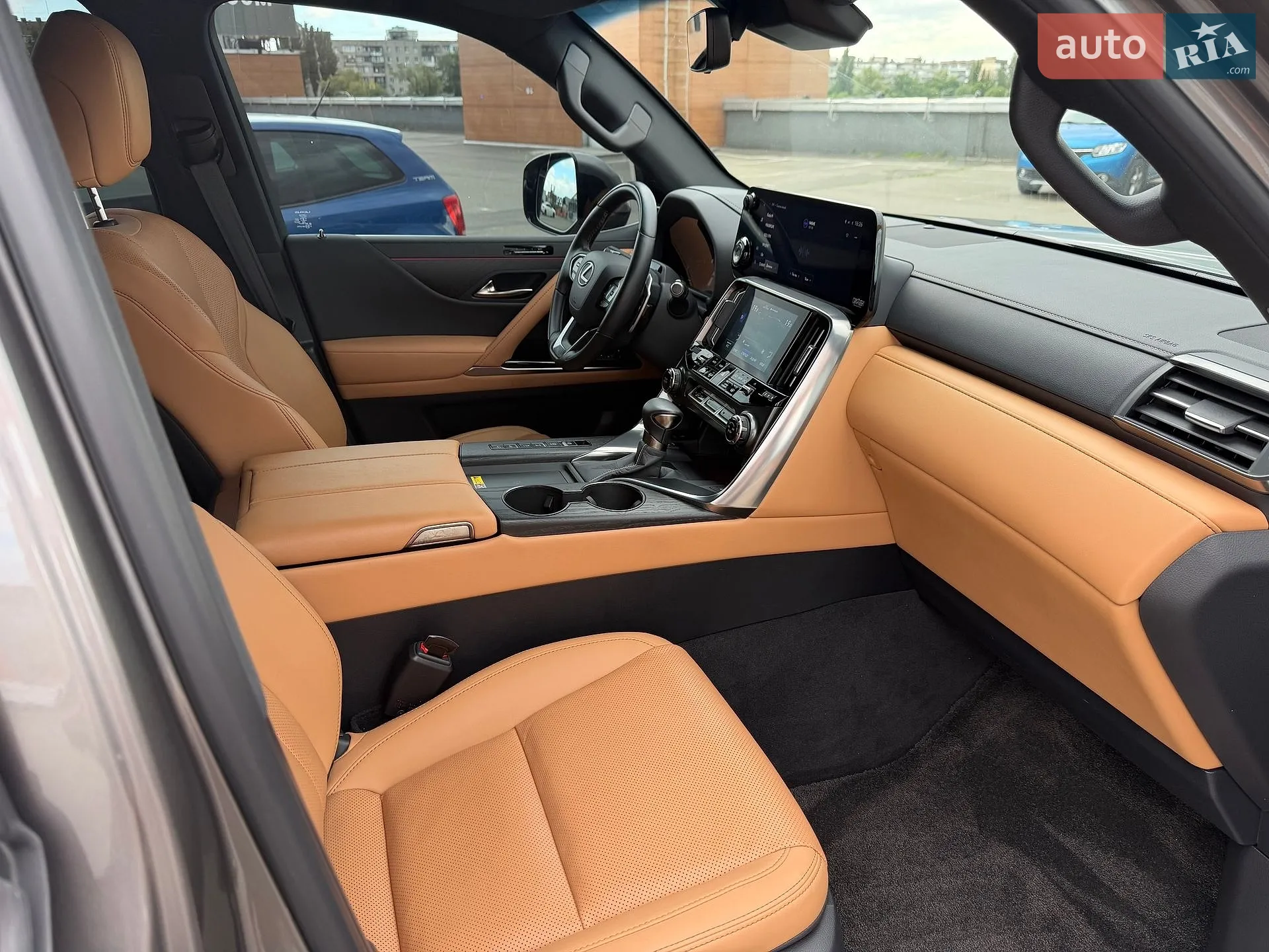 2025 Lexus LX - мініатюра 8