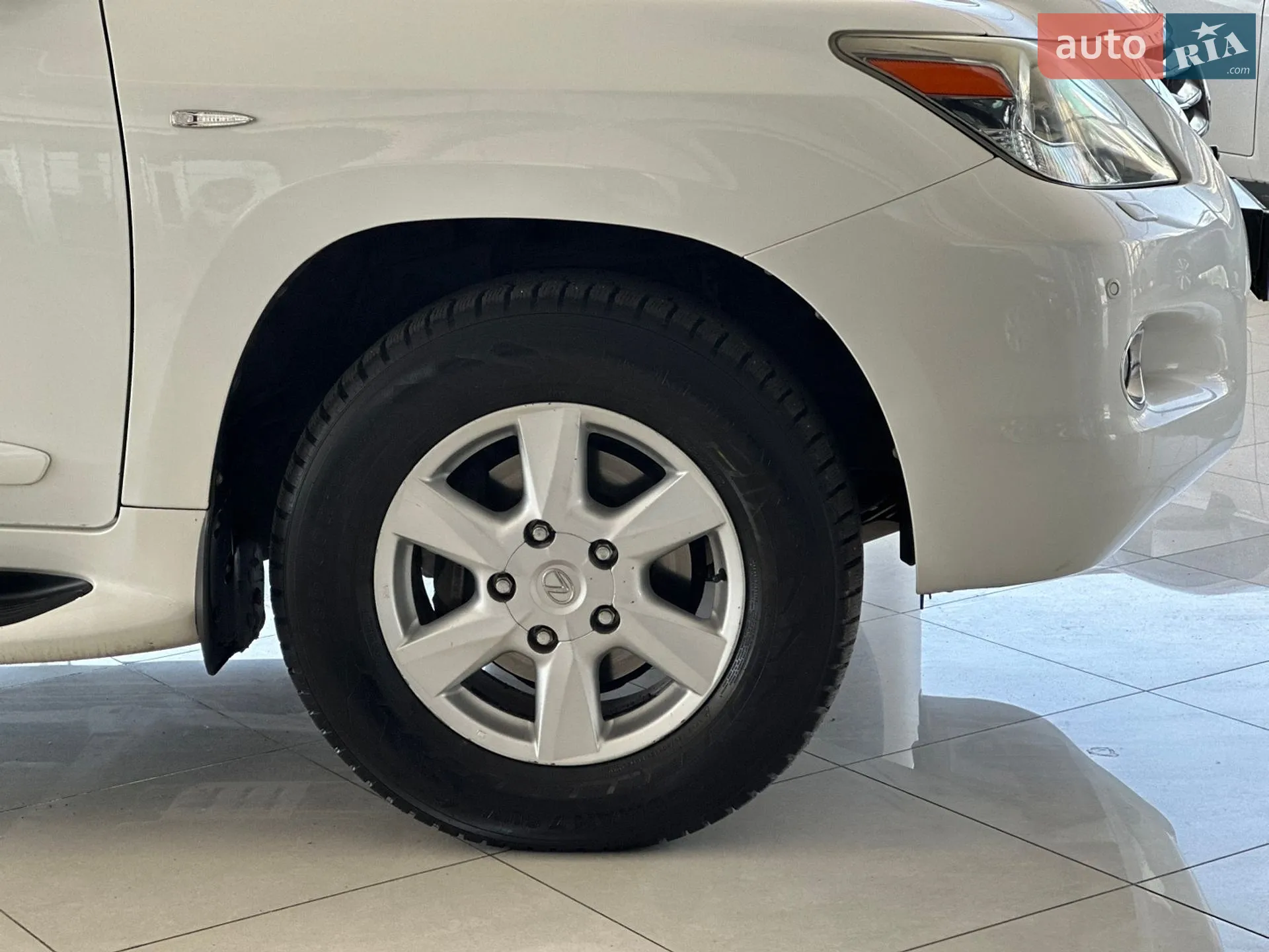 2010 Lexus LX - мініатюра 6