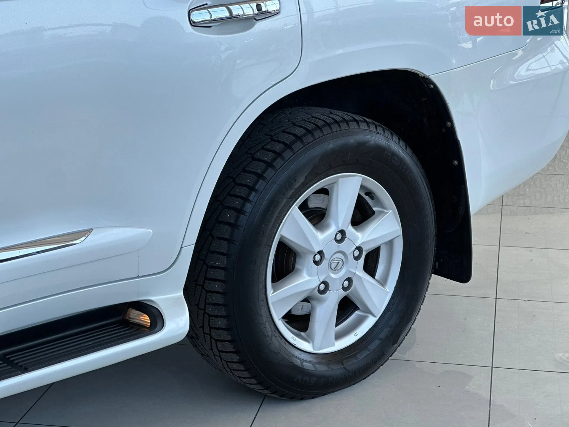 2010 Lexus LX - мініатюра 7