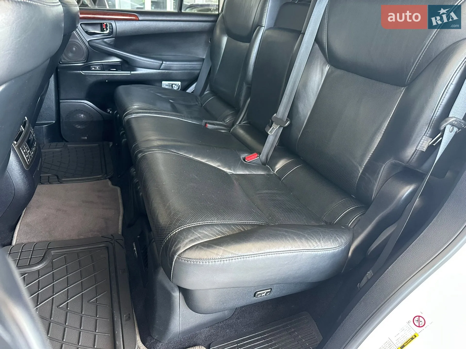 2010 Lexus LX - мініатюра 13
