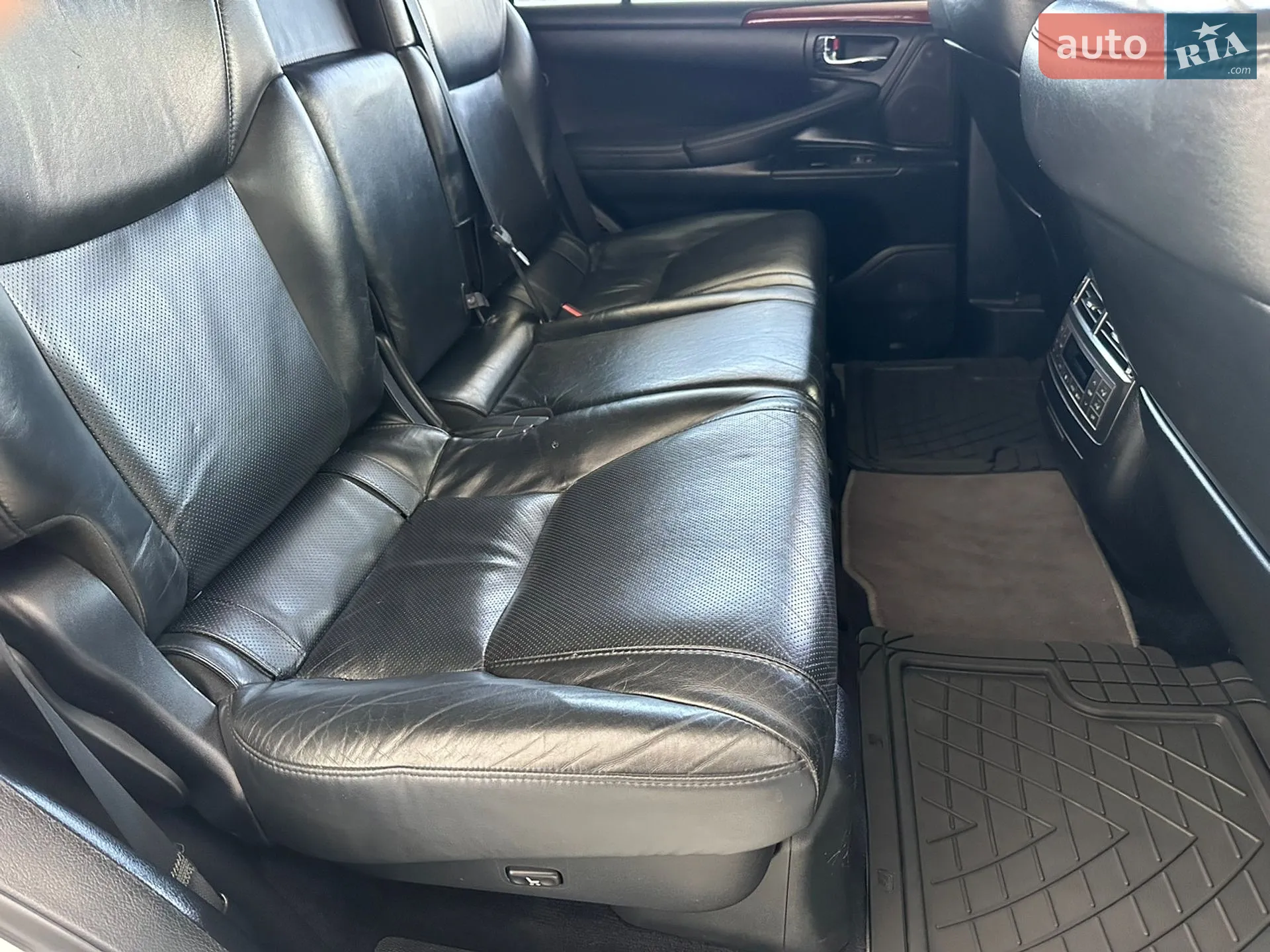 2010 Lexus LX - мініатюра 17
