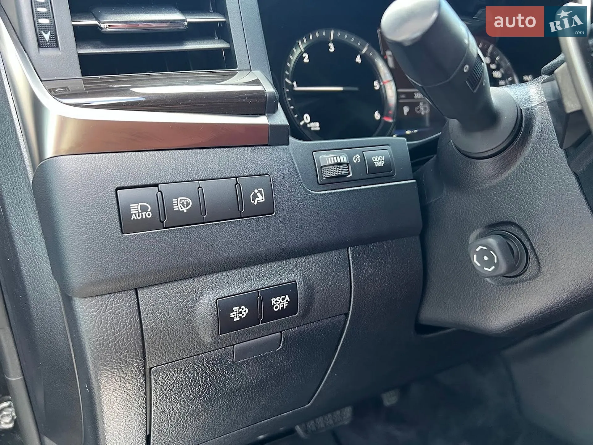 2017 Lexus LX - мініатюра 16