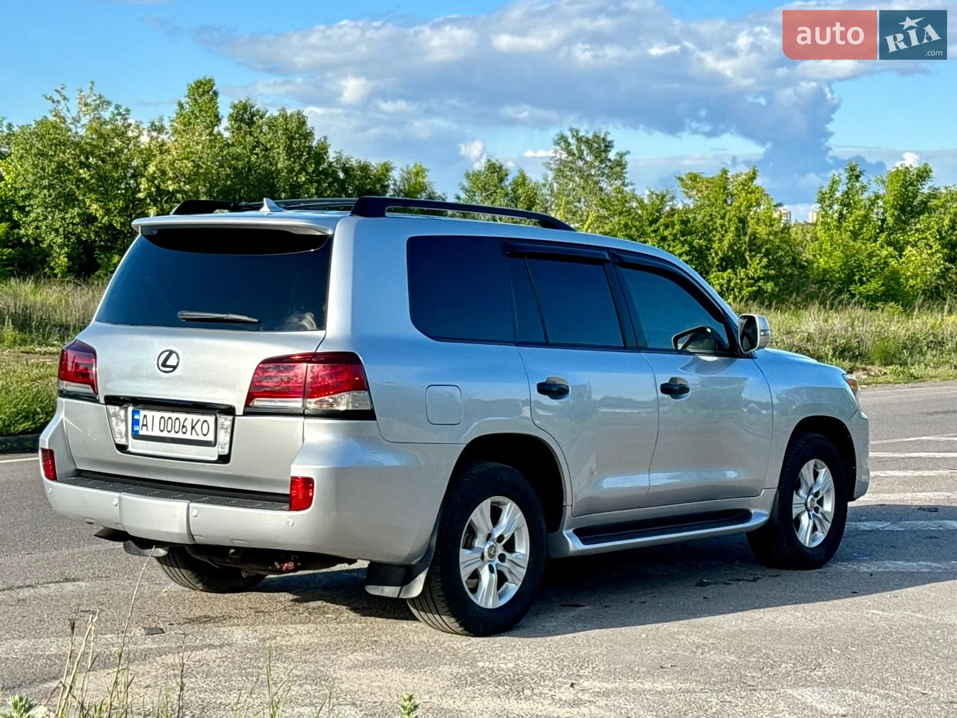 2011 Lexus LX - мініатюра 8