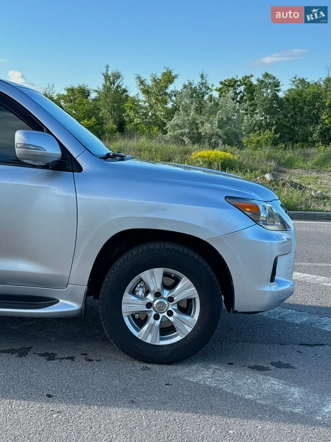 2011 Lexus LX - мініатюра 21