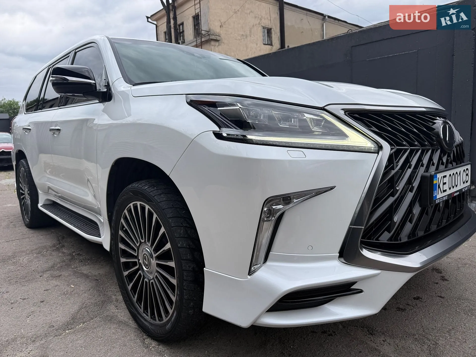 2019 Lexus LX - мініатюра 4