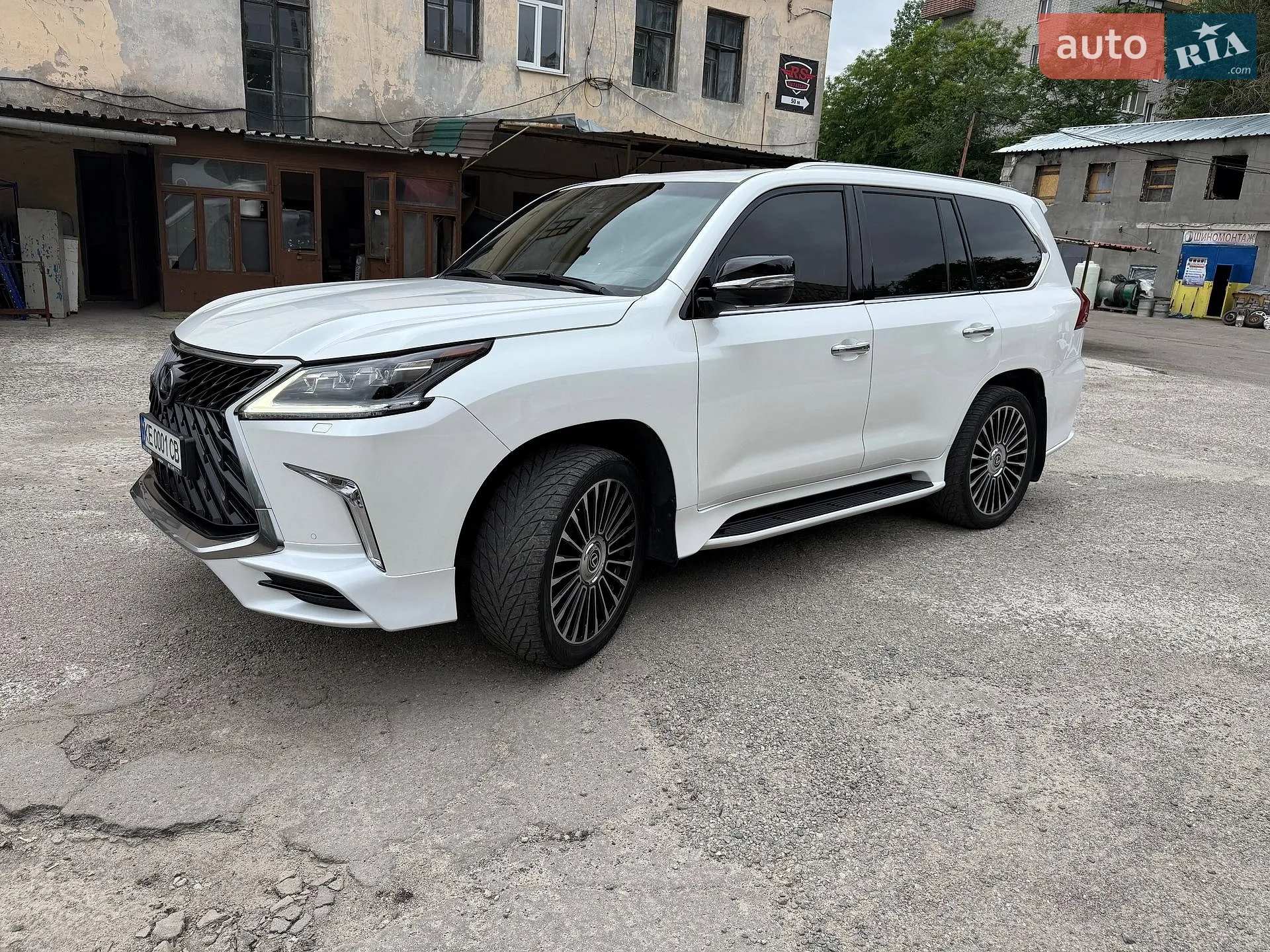 2019 Lexus LX - мініатюра 29