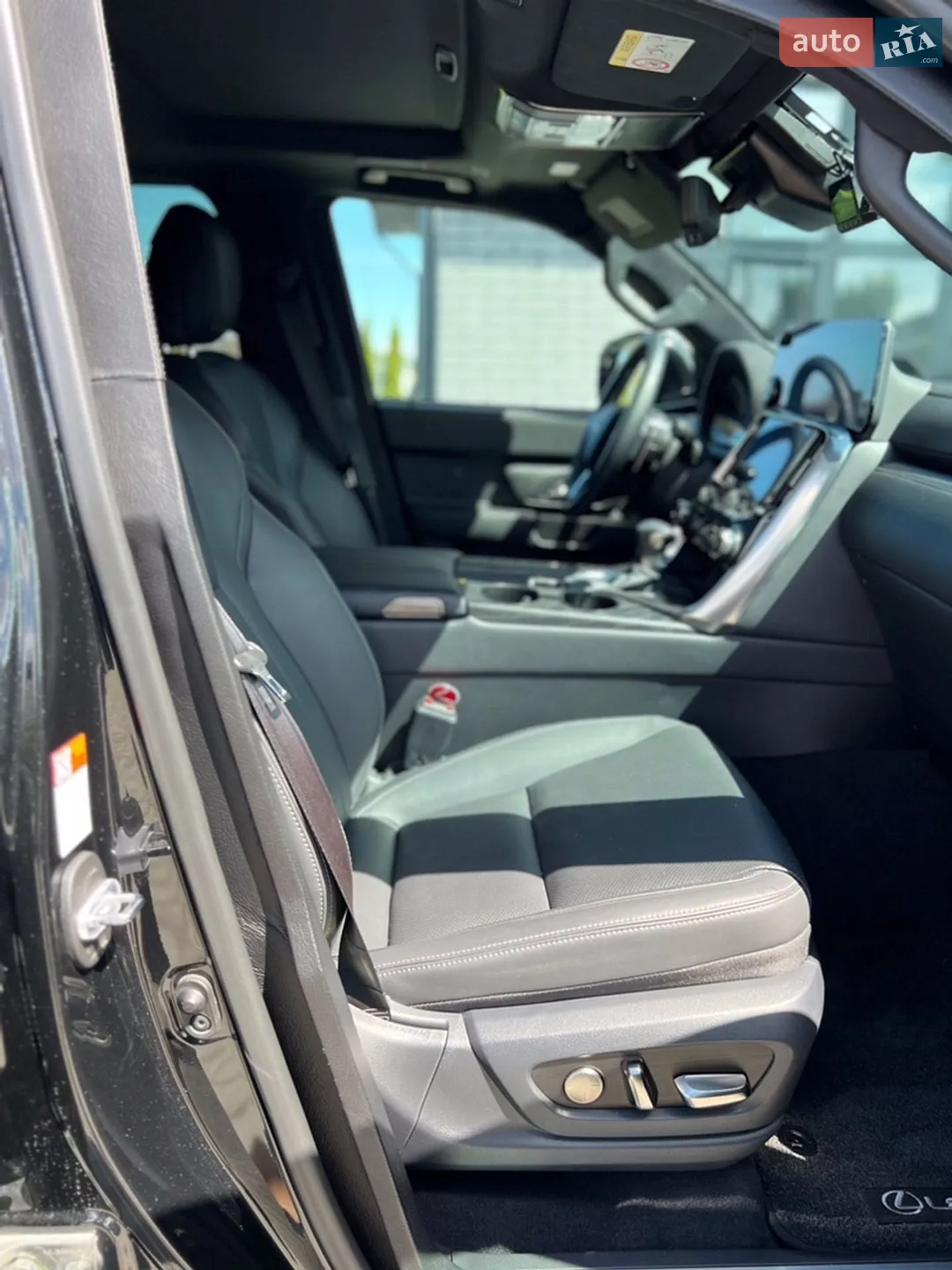 2023 Lexus LX - мініатюра 20