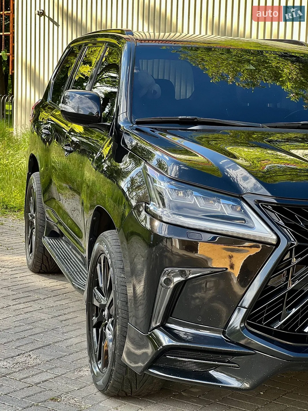 2016 Lexus LX - мініатюра 2