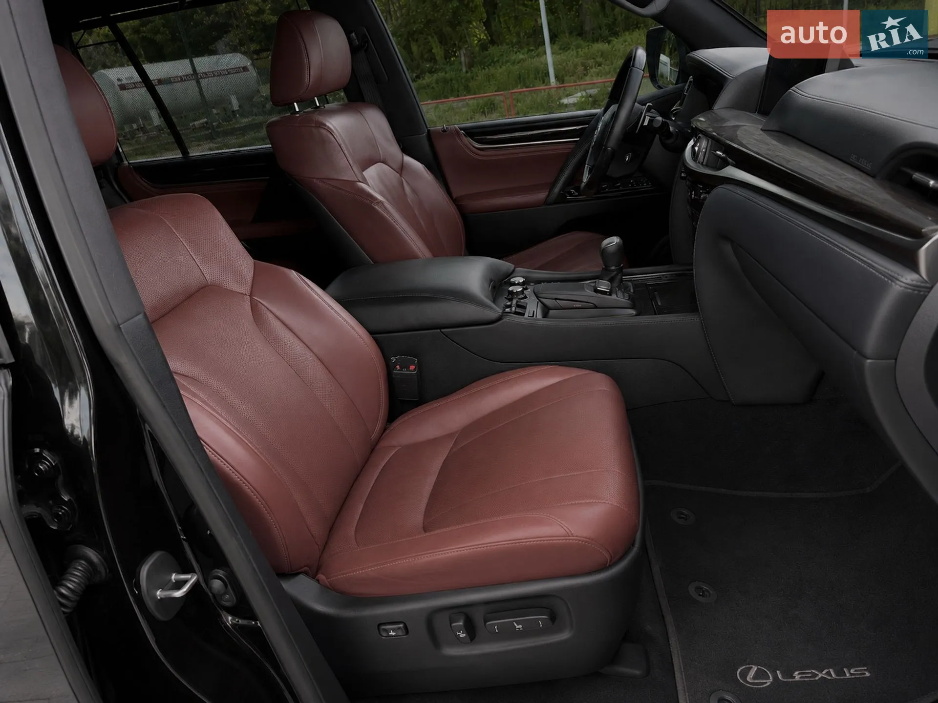 2016 Lexus LX - мініатюра 18