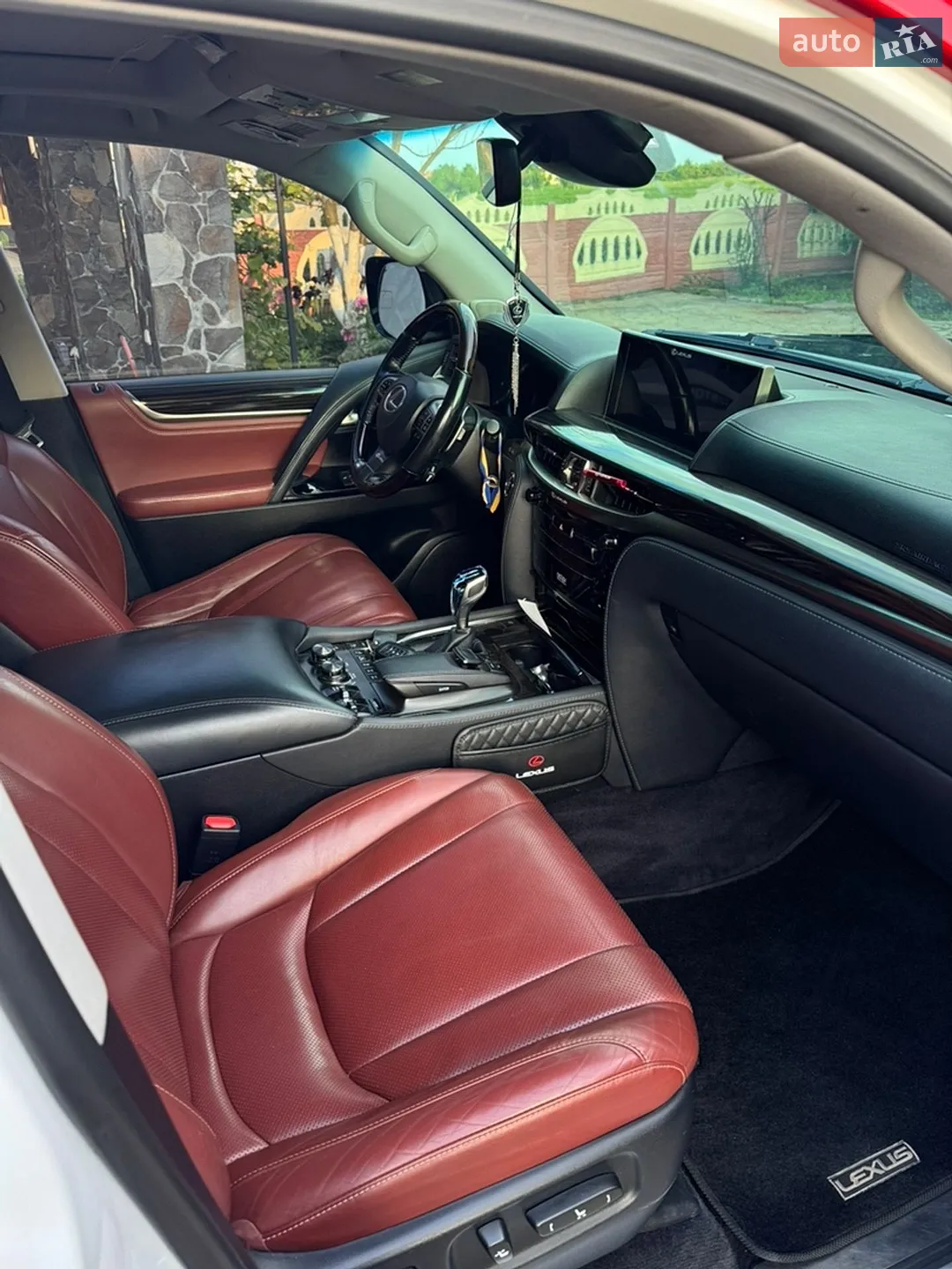 2017 Lexus LX - мініатюра 88