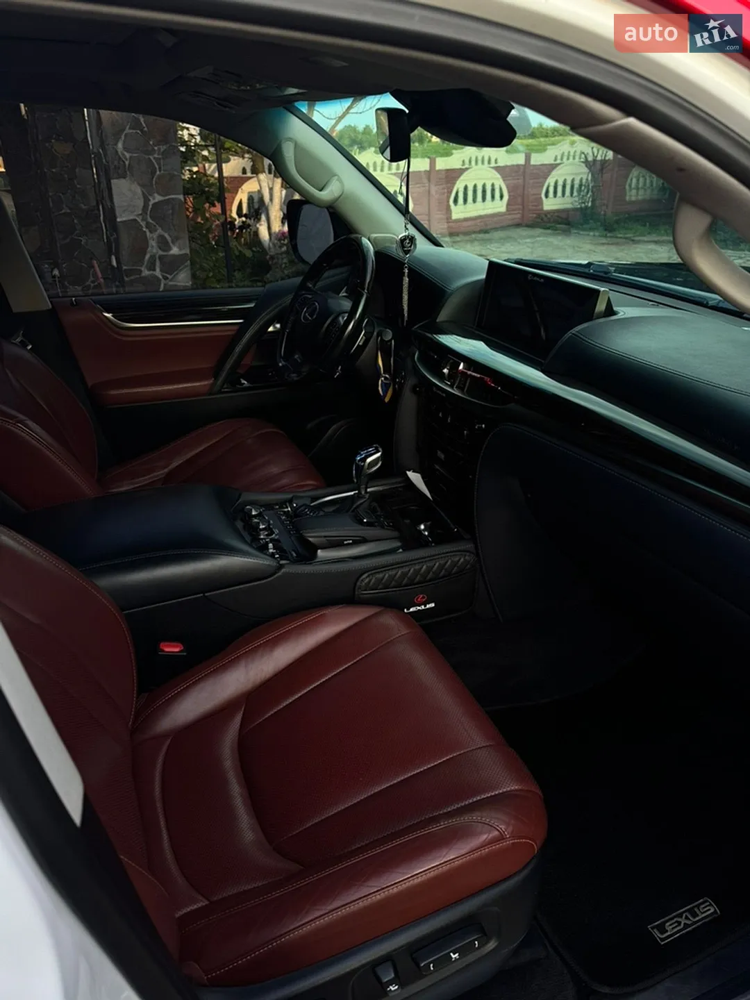 2017 Lexus LX - мініатюра 64