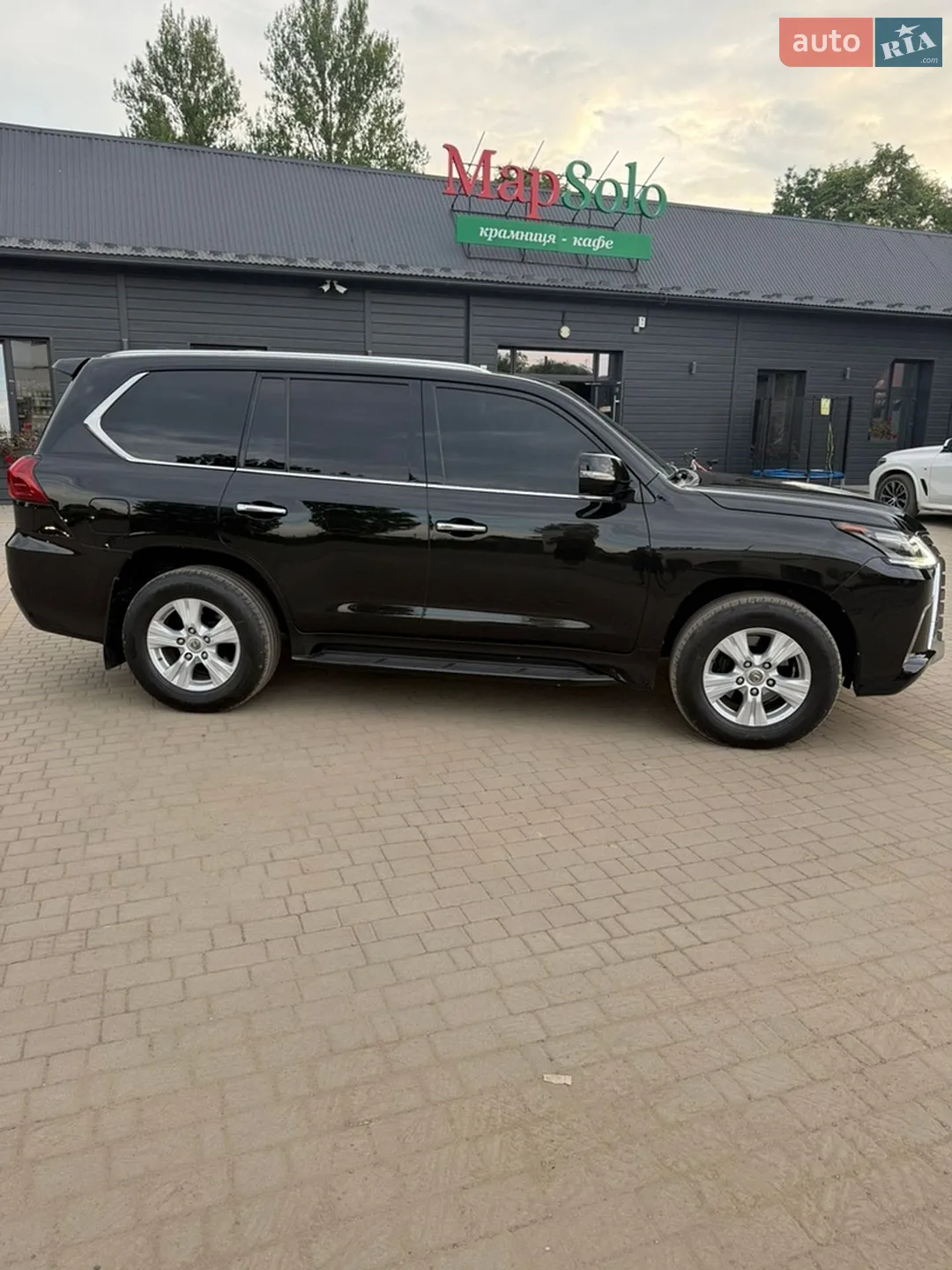 2017 Lexus LX - мініатюра 6
