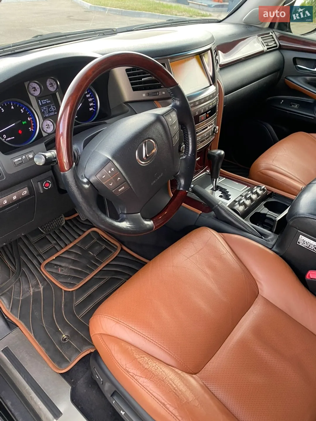 2011 Lexus LX - мініатюра 18