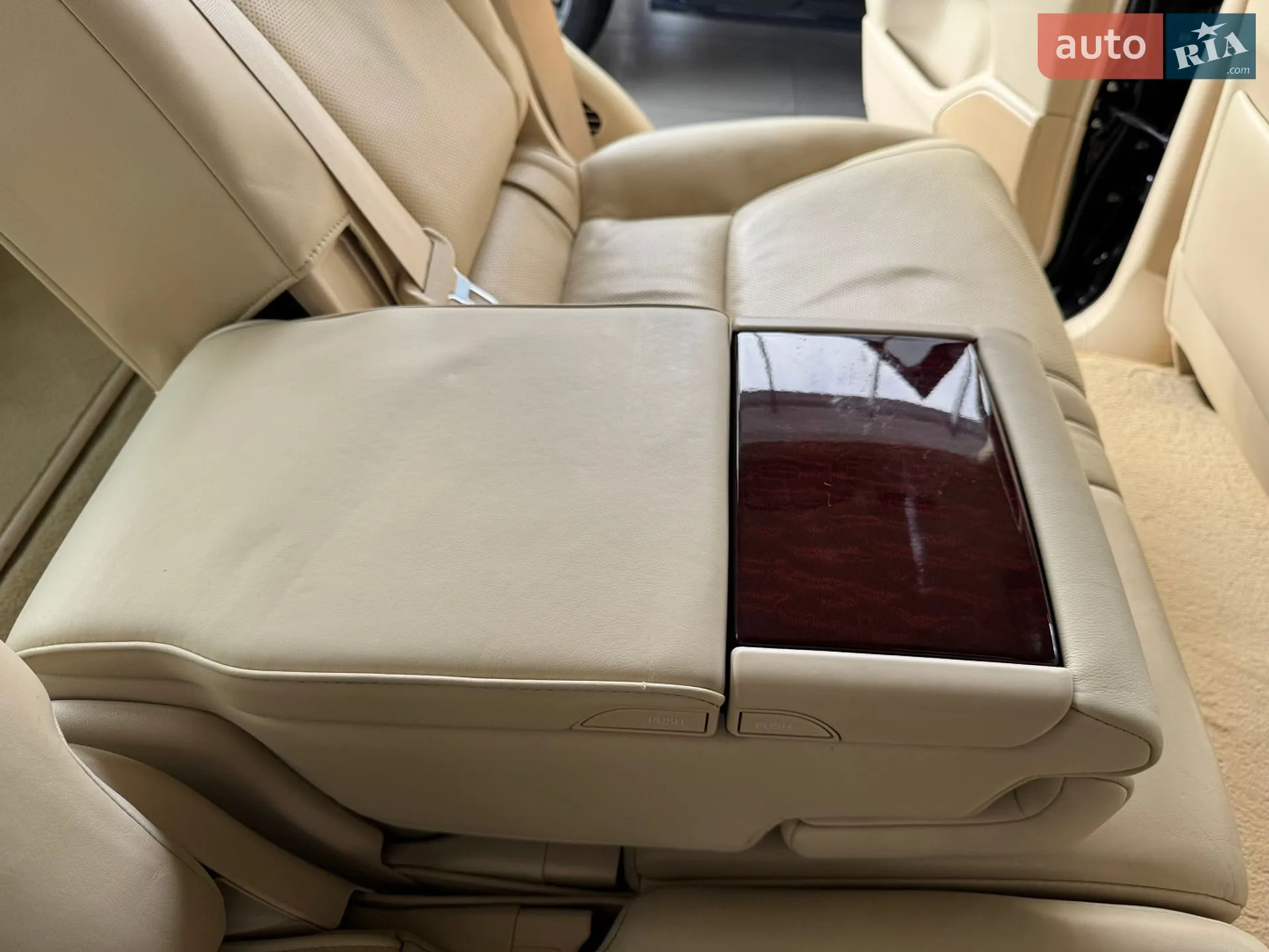 2015 Lexus LX - мініатюра 21