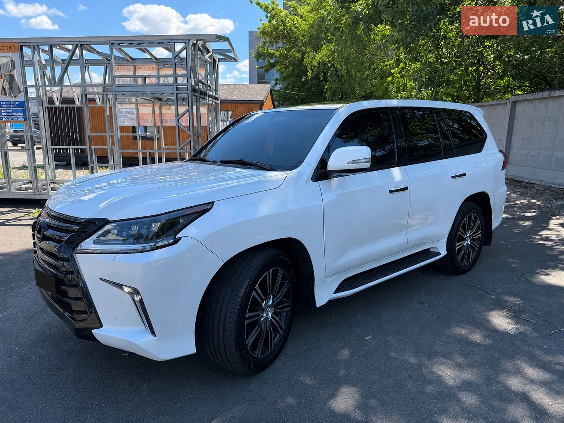 2015 Lexus LX - мініатюра 3