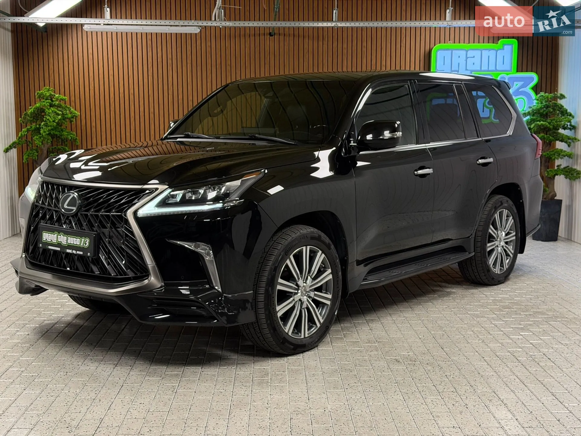 2019 Lexus LX - мініатюра 2