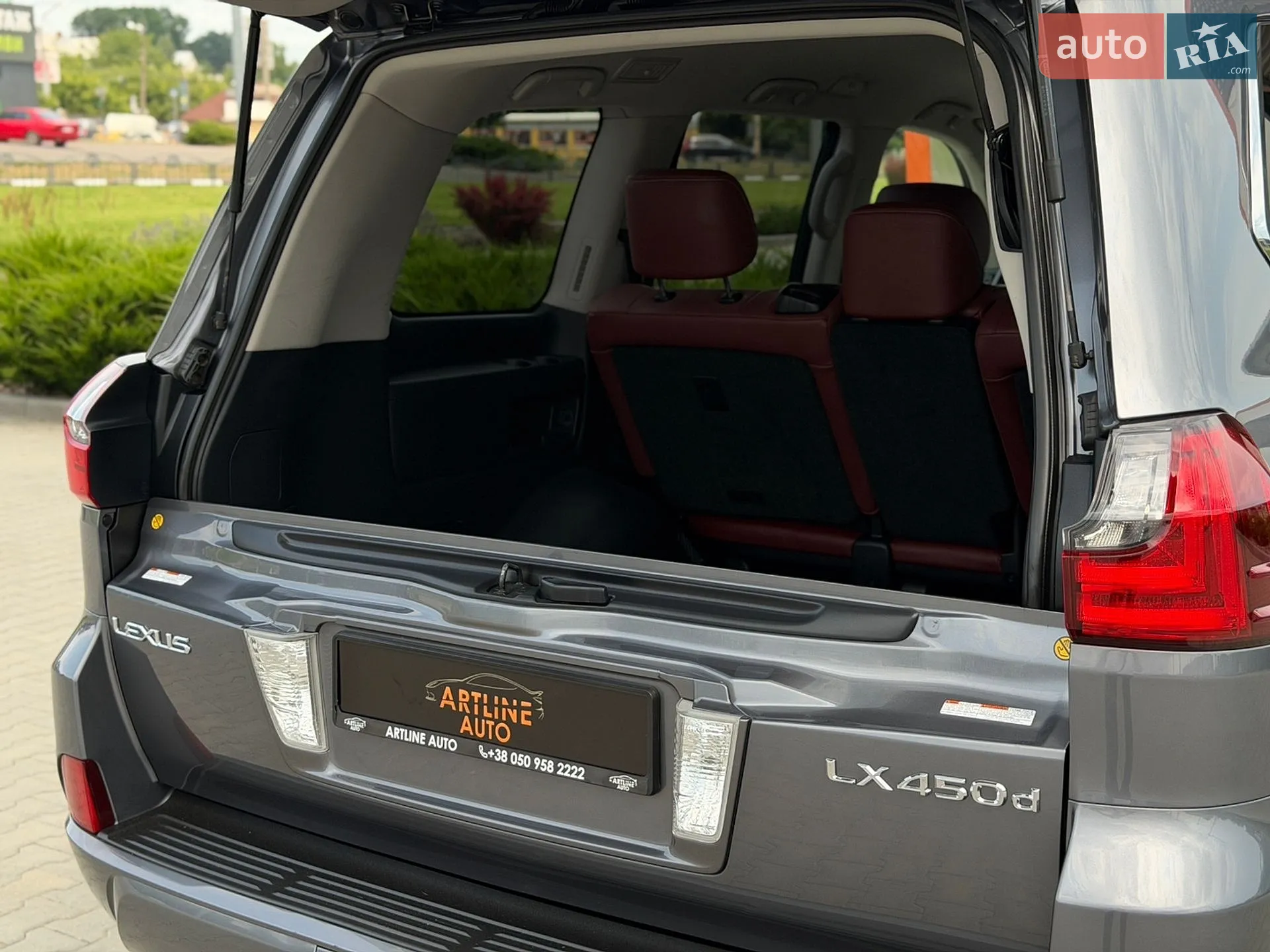 2016 Lexus LX - мініатюра 32