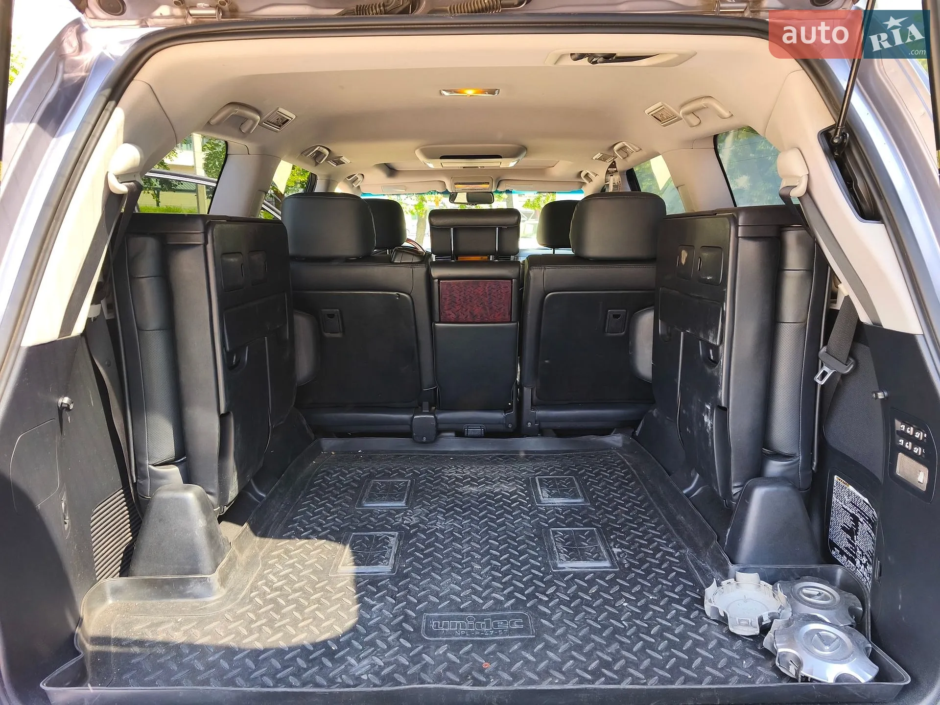 2011 Lexus LX - мініатюра 38