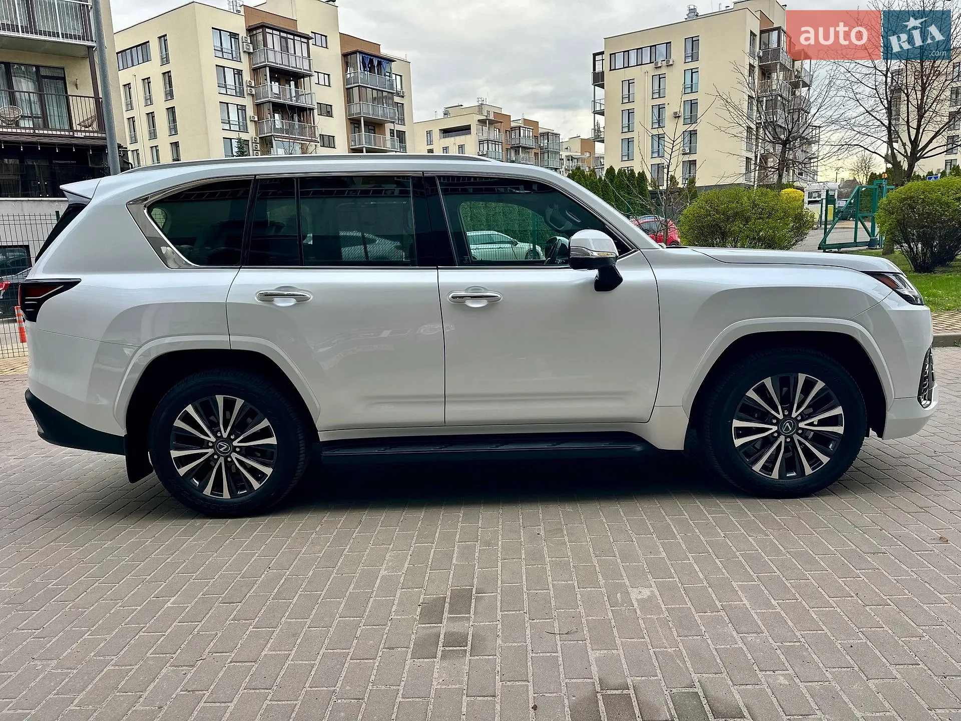 2022 Lexus LX - мініатюра 28