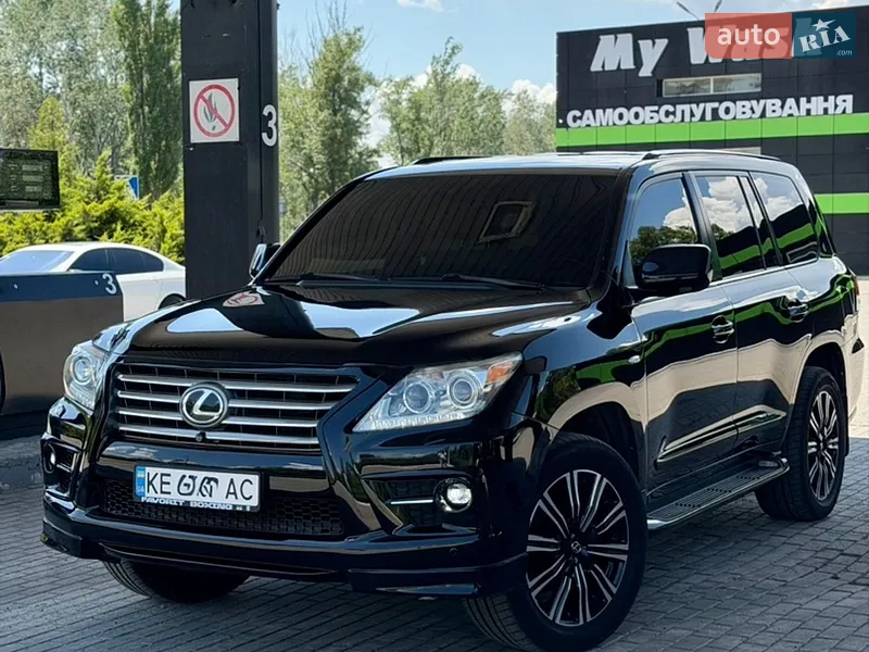 Lexus LX 2008