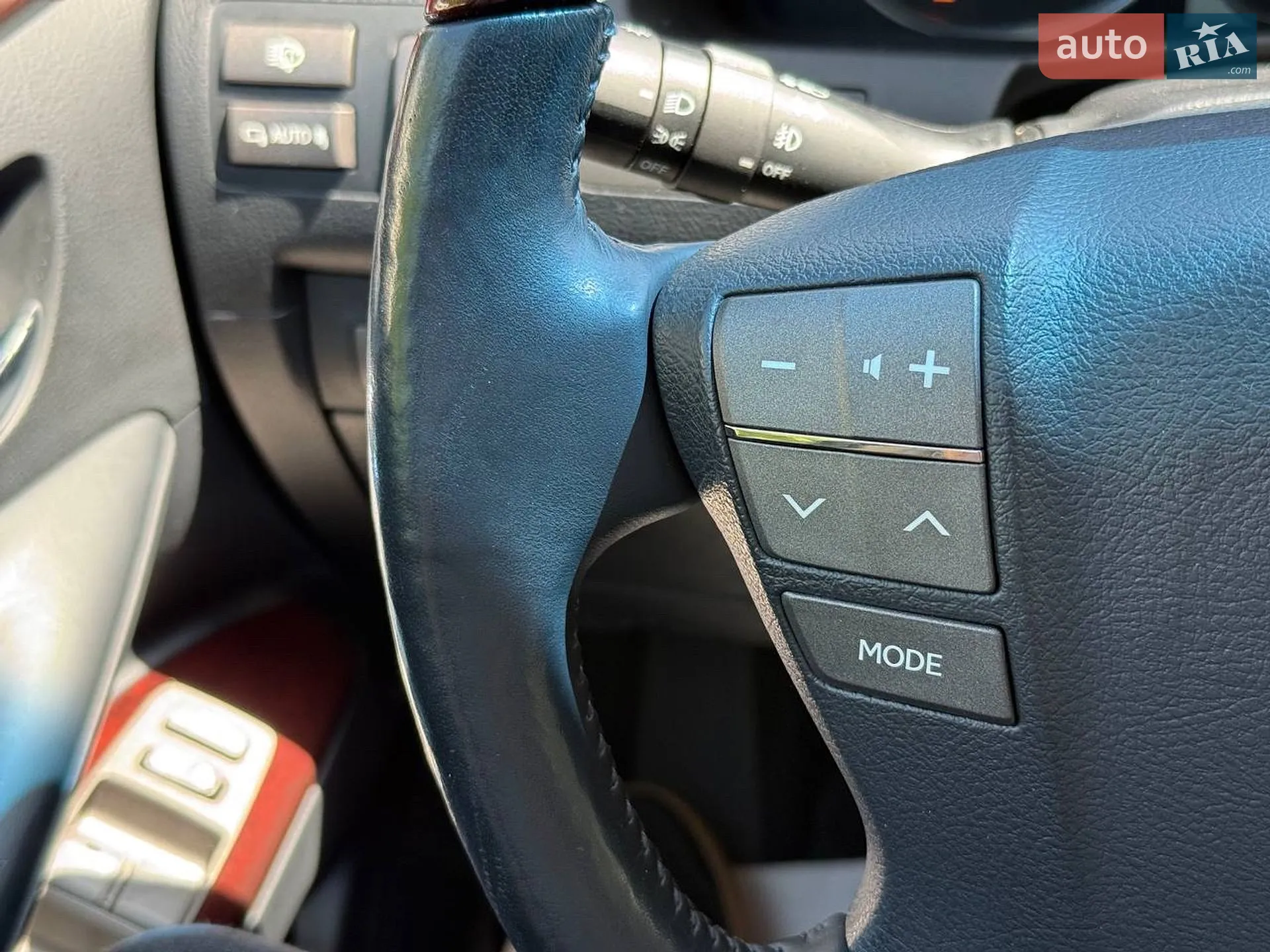 2012 Lexus LX - мініатюра 39