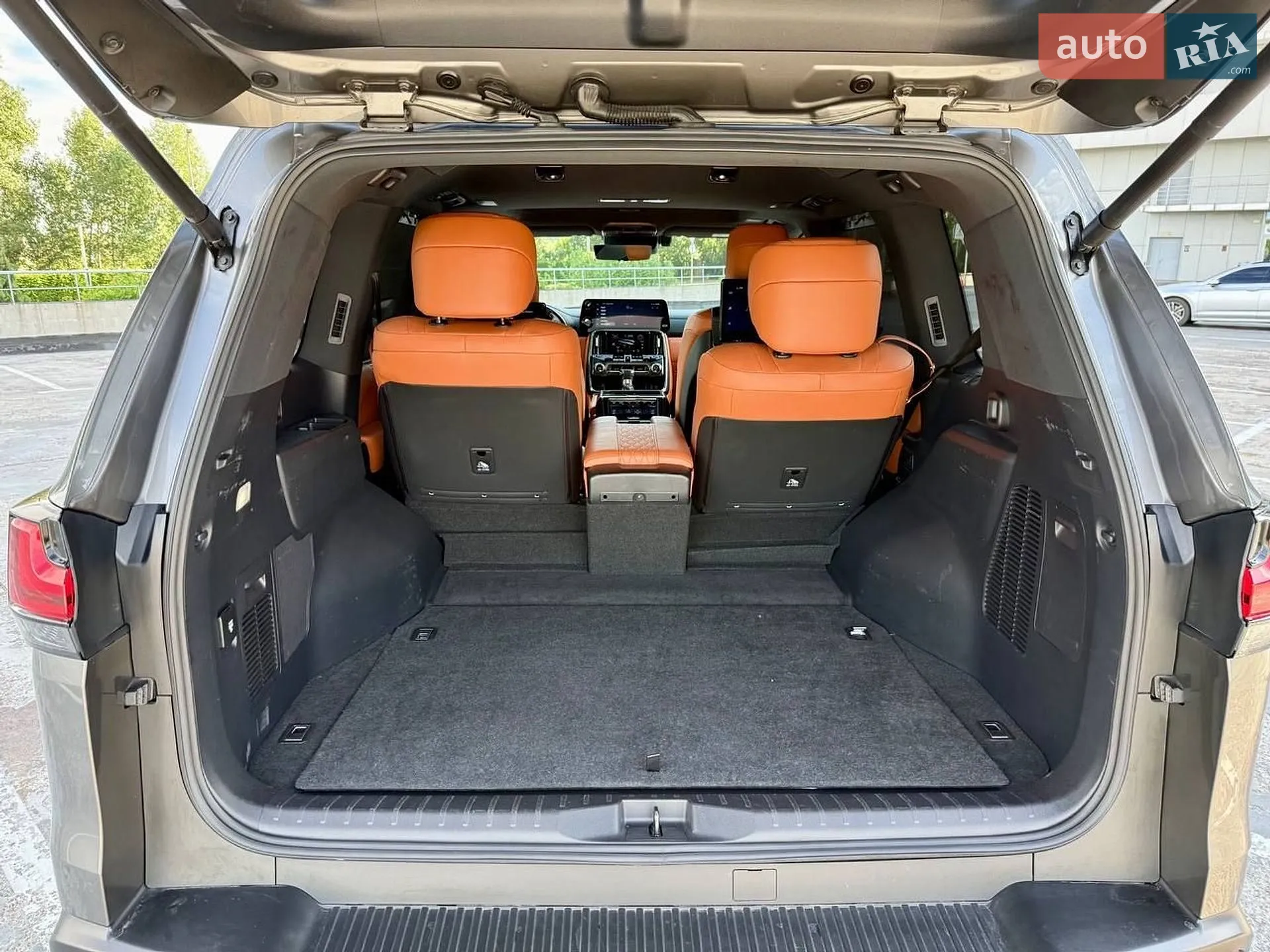 2023 Lexus LX - мініатюра 23