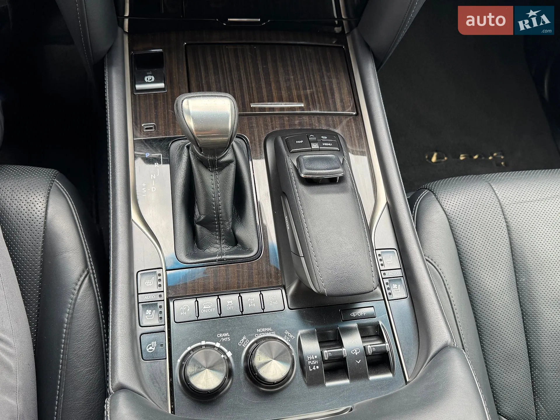 2017 Lexus LX - мініатюра 27