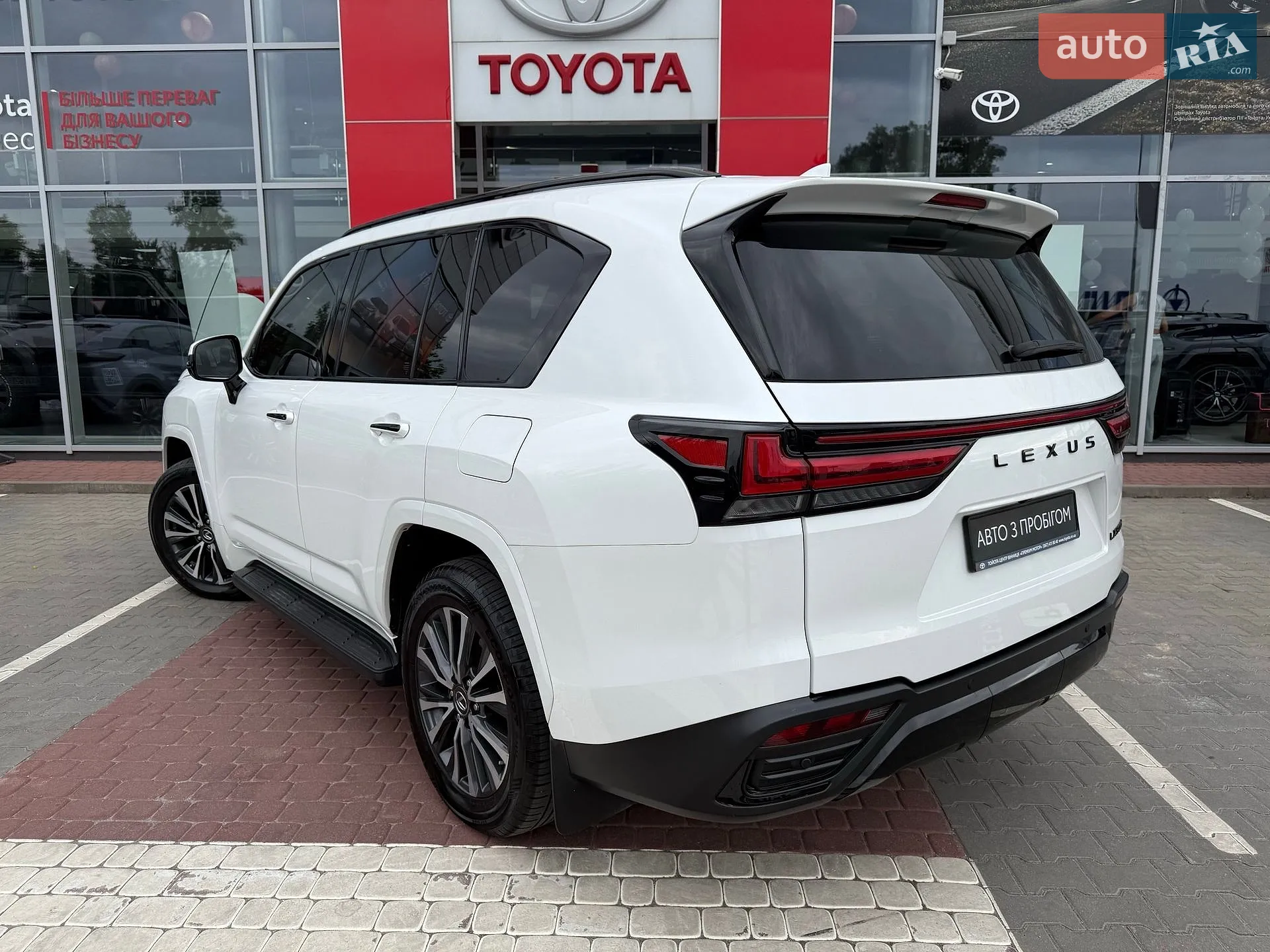 2022 Lexus LX - мініатюра 6