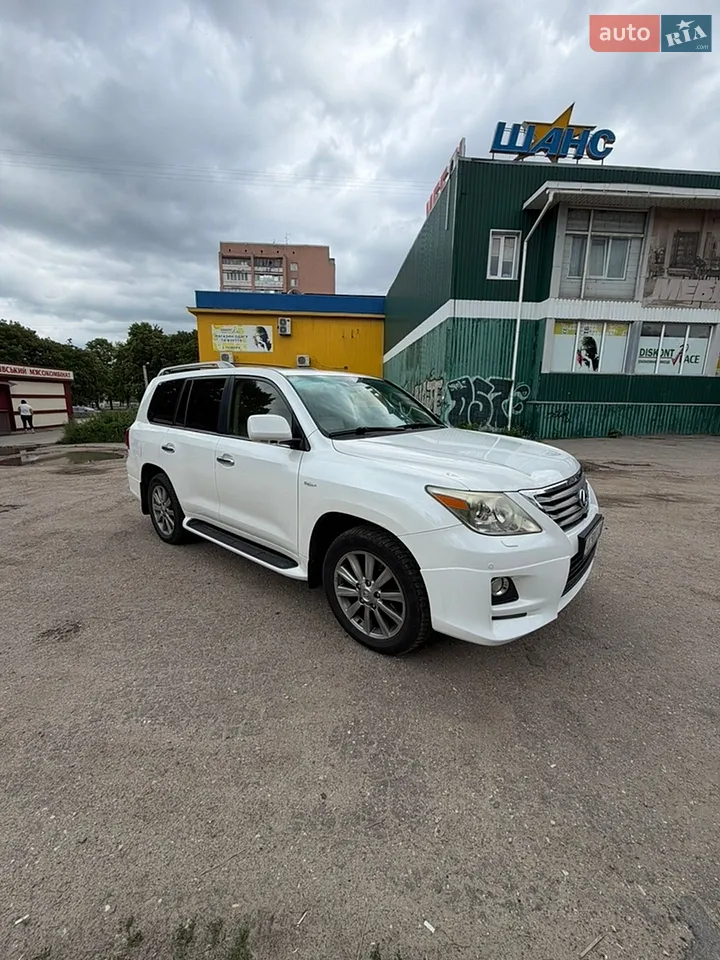 2010 Lexus LX - мініатюра 38
