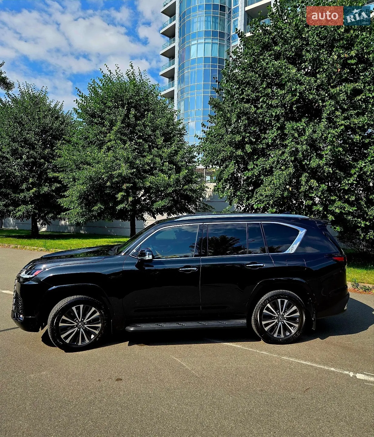 2024 Lexus LX - мініатюра 8