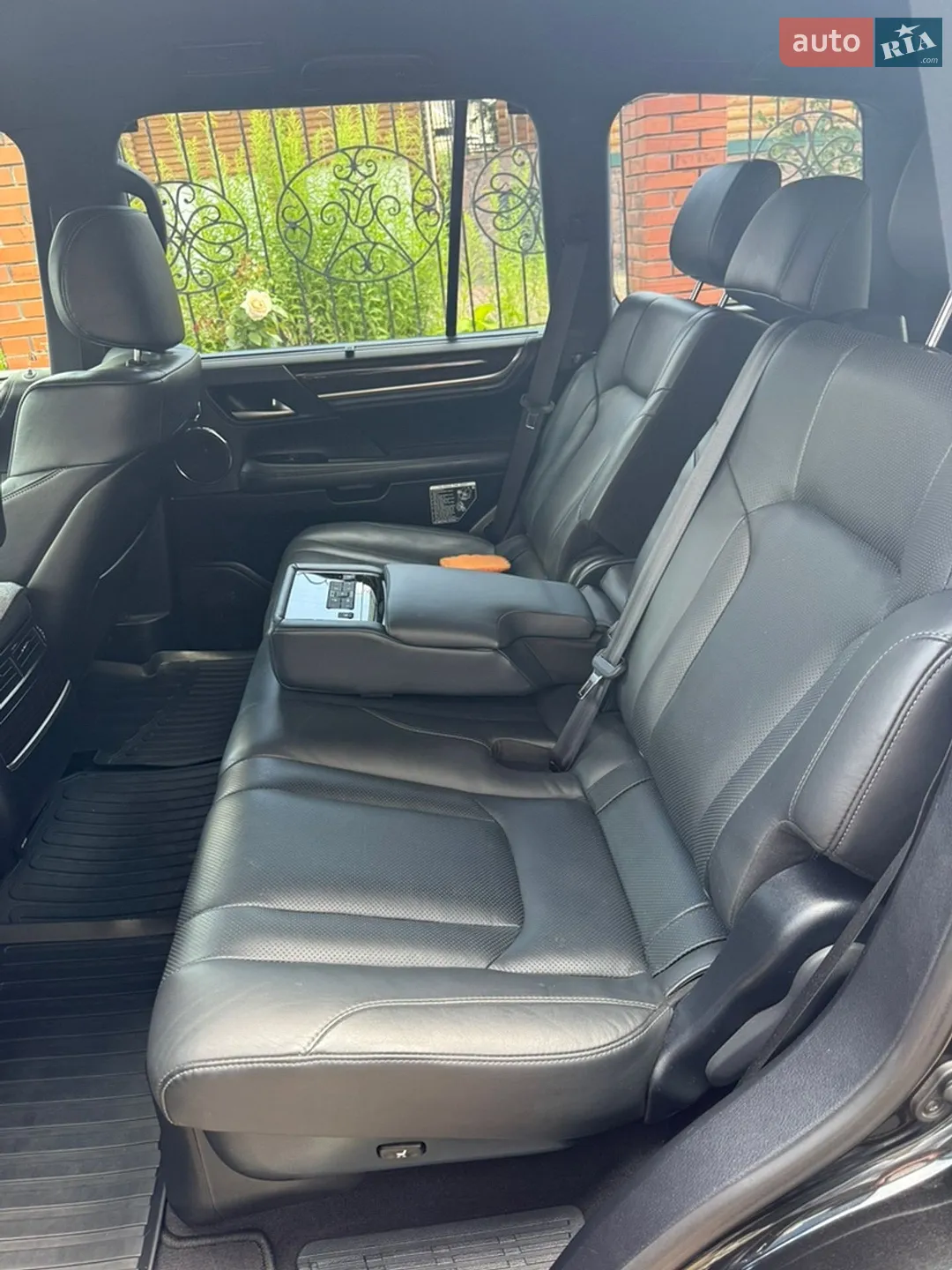 2019 Lexus LX - мініатюра 9