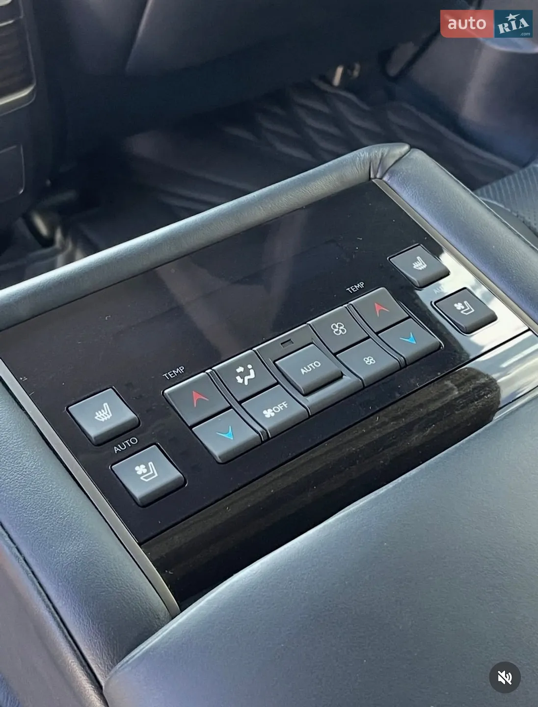 2019 Lexus LX - мініатюра 6