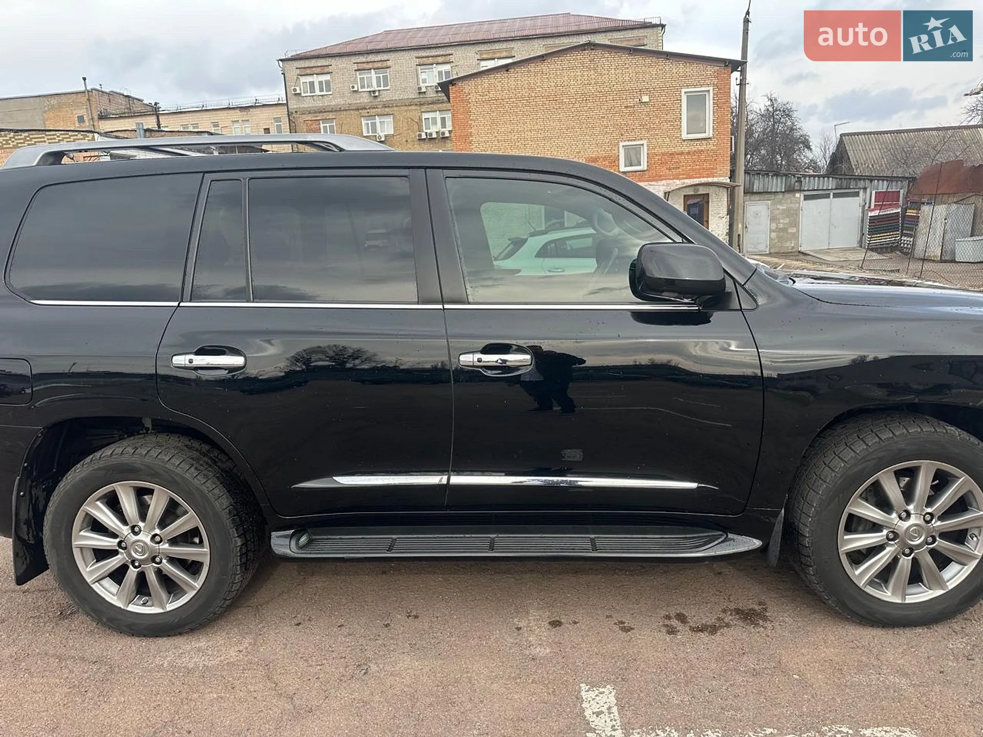 2011 Lexus LX - мініатюра 4