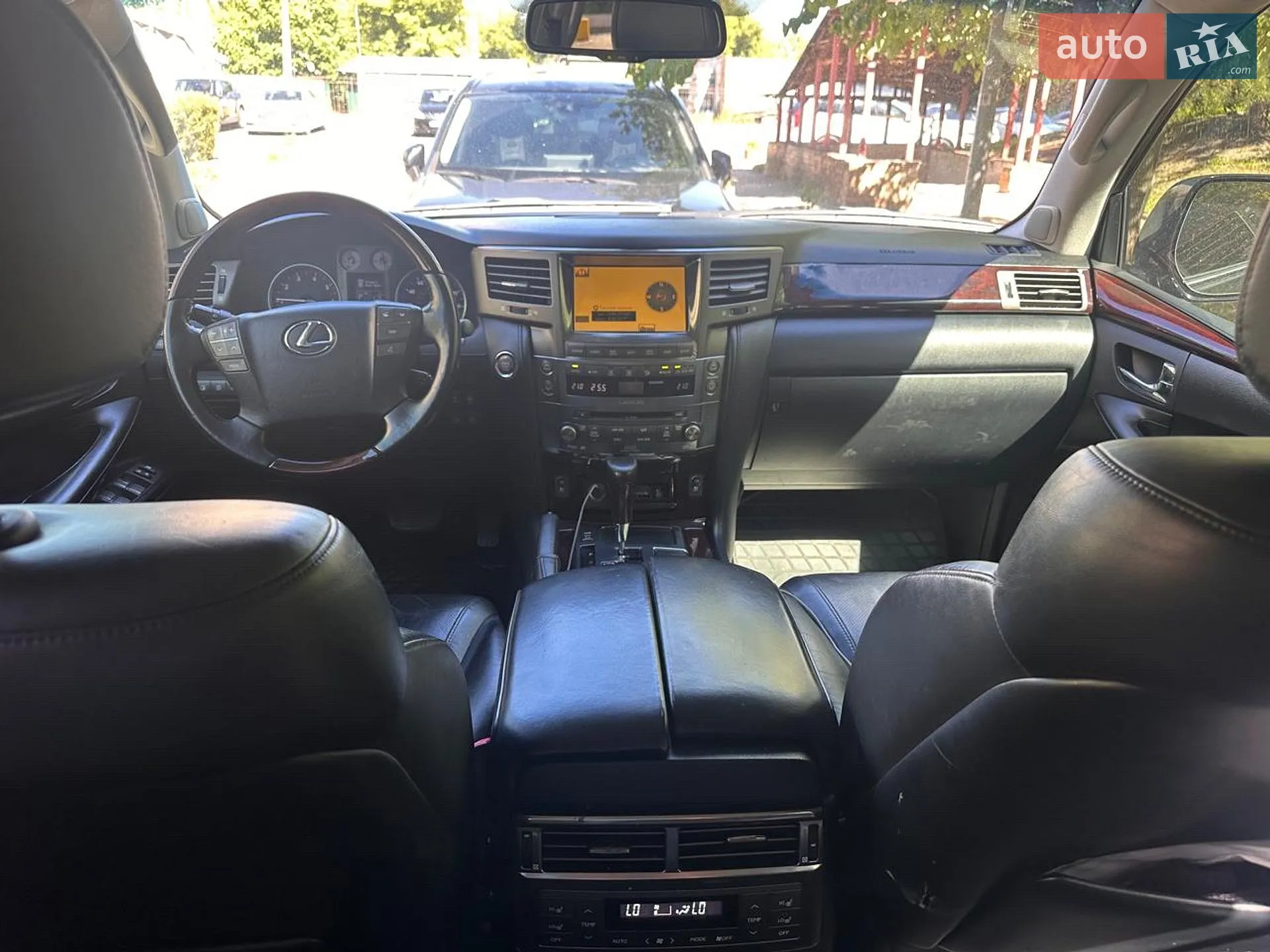 2011 Lexus LX - мініатюра 14