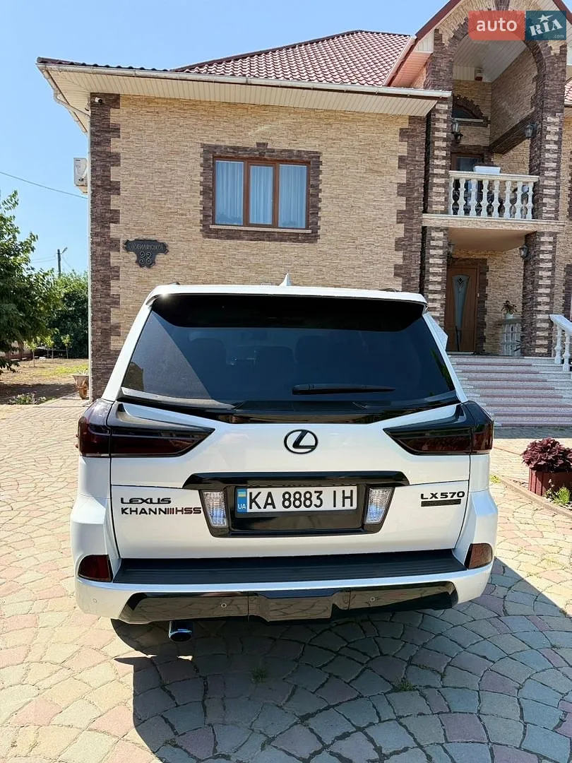 2017 Lexus LX - мініатюра 8