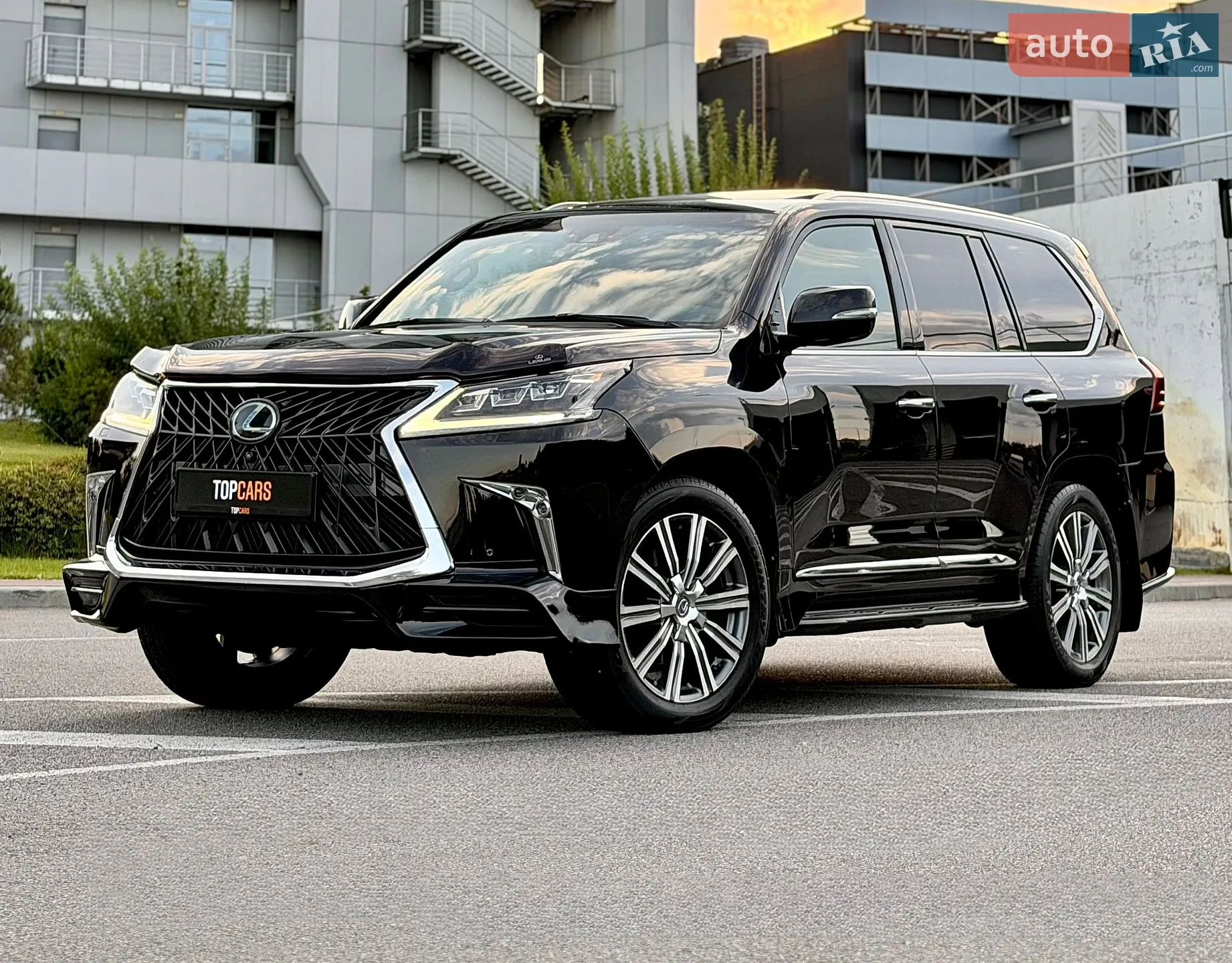 2016 Lexus LX - мініатюра 5