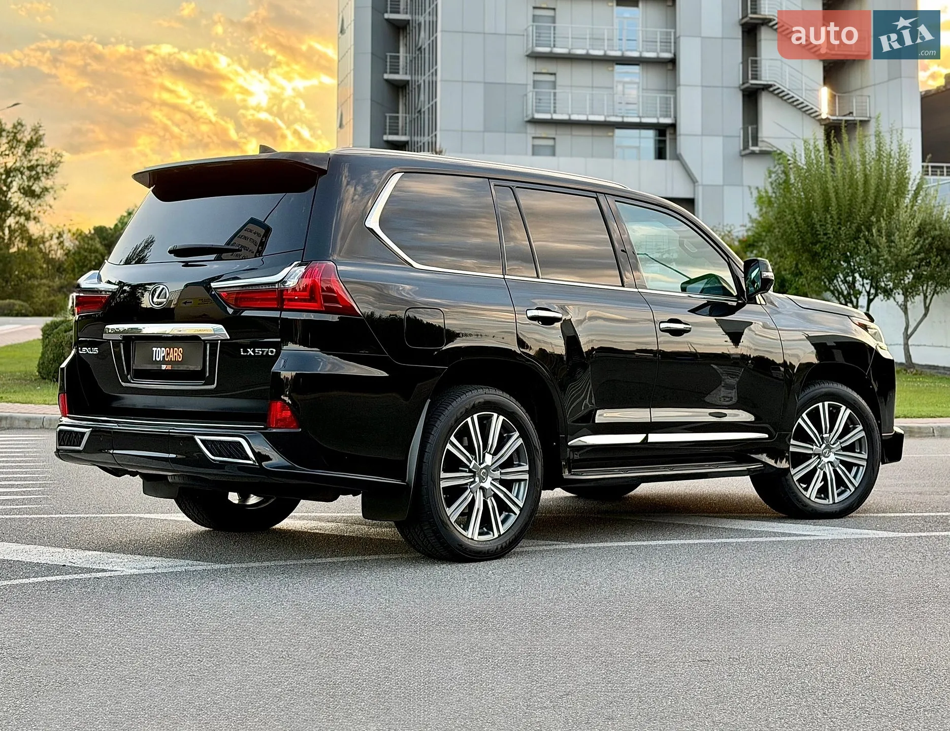2016 Lexus LX - мініатюра 18