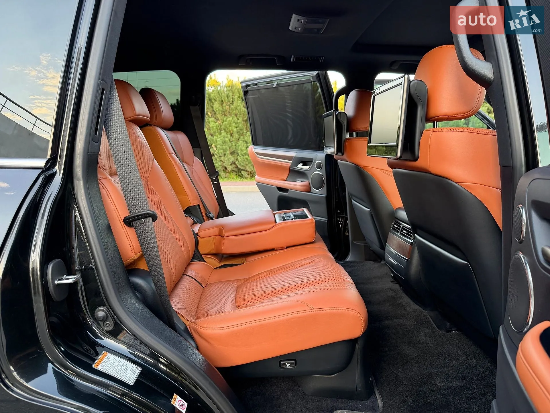 2016 Lexus LX - мініатюра 40