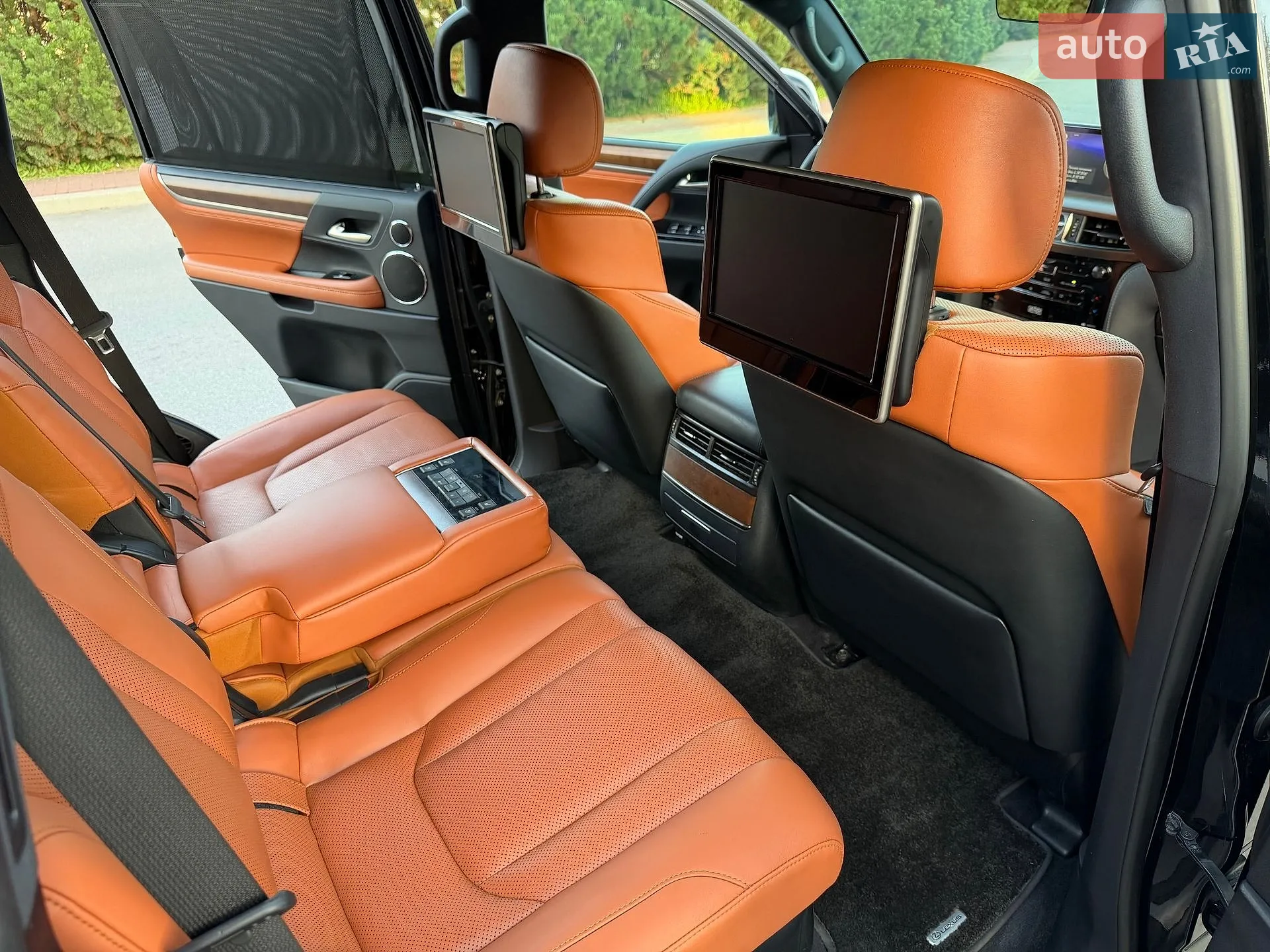 2016 Lexus LX - мініатюра 43