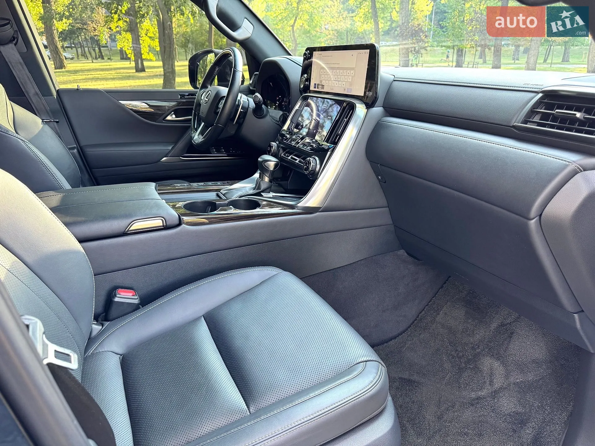 2022 Lexus LX - мініатюра 31