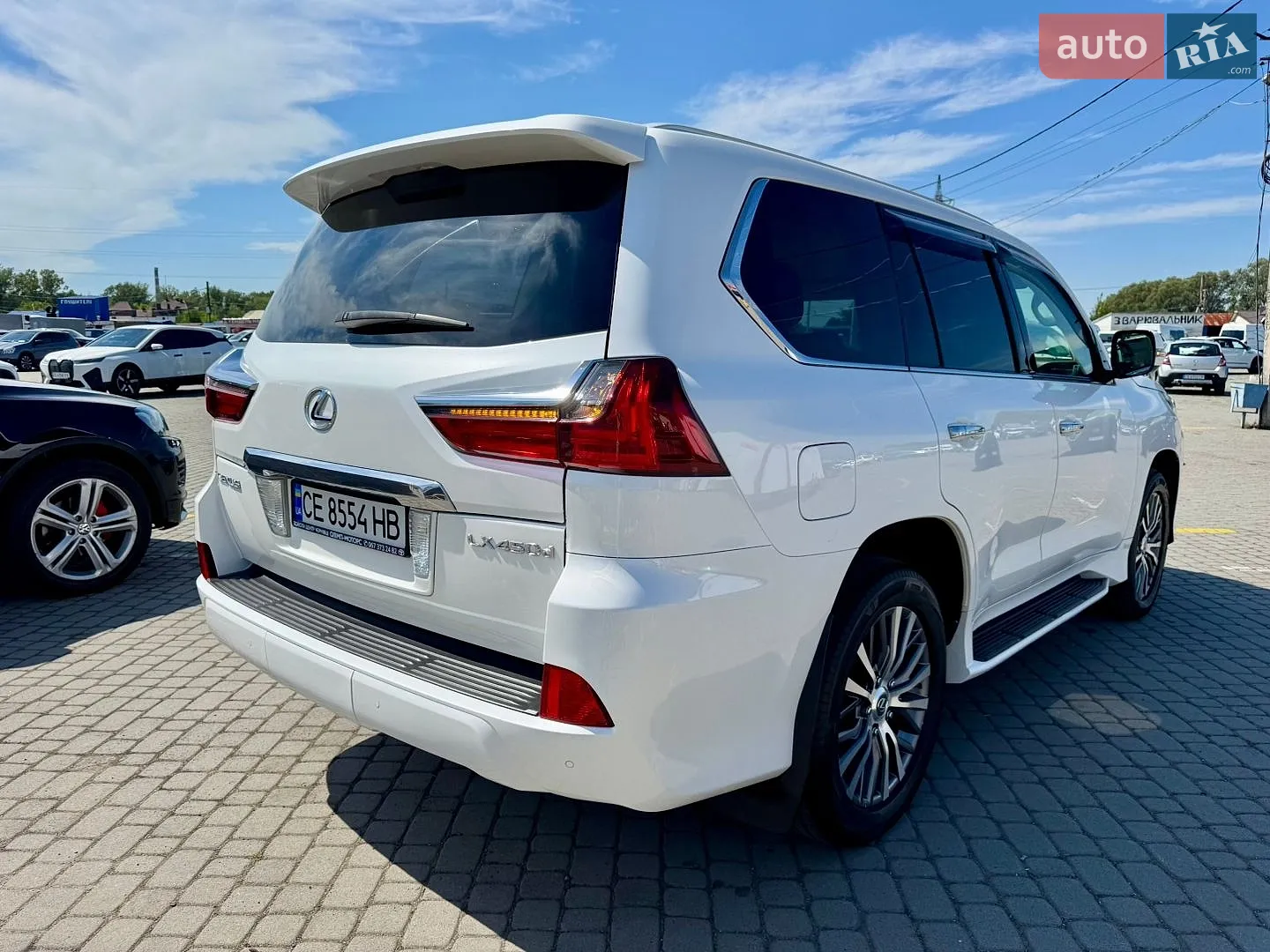 2016 Lexus LX - мініатюра 8