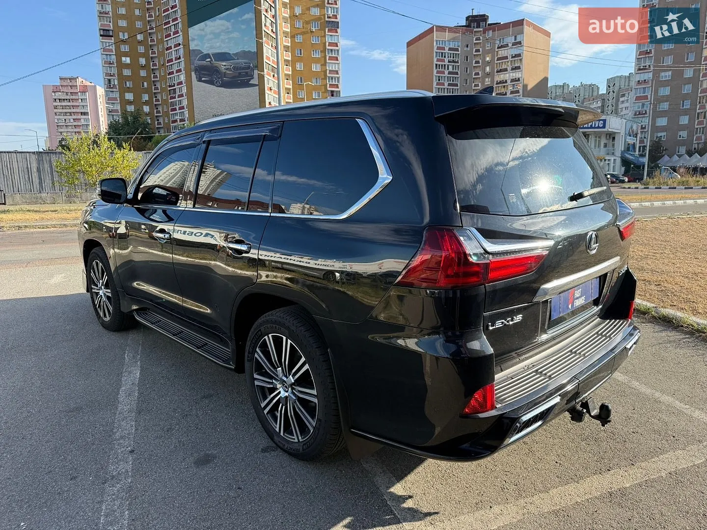 2019 Lexus LX - мініатюра 13